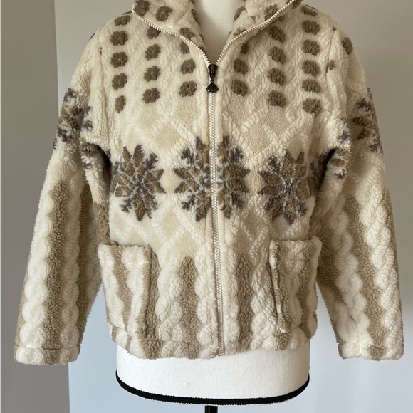 Duffel Outdoor fleece jacket in a size small - Picture 1 of 13